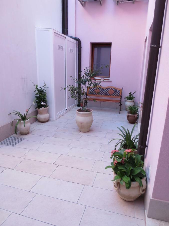 סירקוזה Vergilia מראה חיצוני תמונה